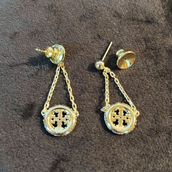 Tory Burch Dangle Chain Crystal Earrings 18YG plated - Picture 5 of 9